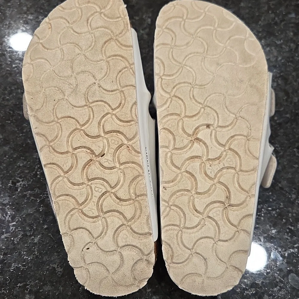 Birkenston Arizona White and Brown Sandals - Picture 5 of 5